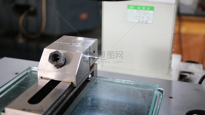 如何找到靠谱的数控车床加工厂家：从评估到合作的完整思路